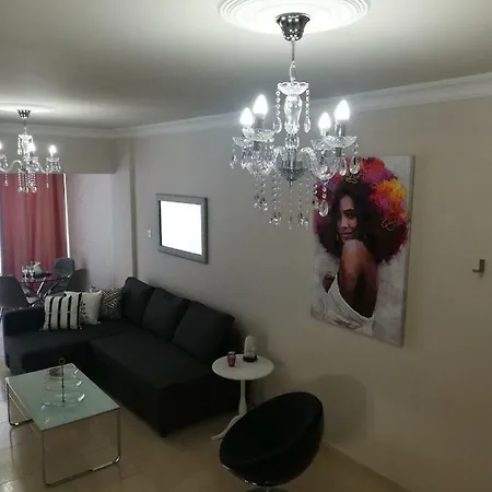 Royal Coast Apartment *